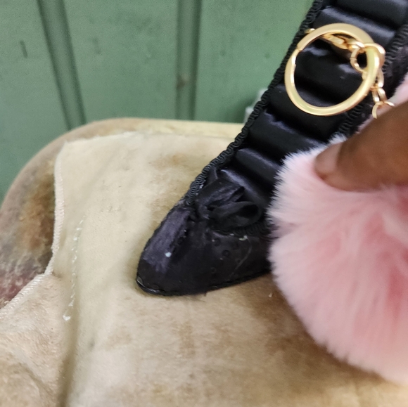 PINK BUNNY PUFFY KEY RING - Picture 3 of 5